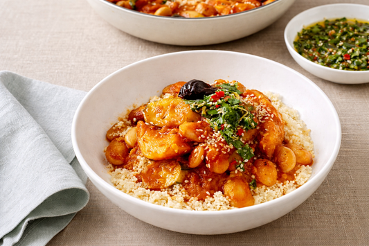 Guiso de porotos con ciruelas